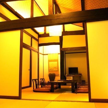 Kaikake Onsen Ryokan Юзава Екстериор снимка